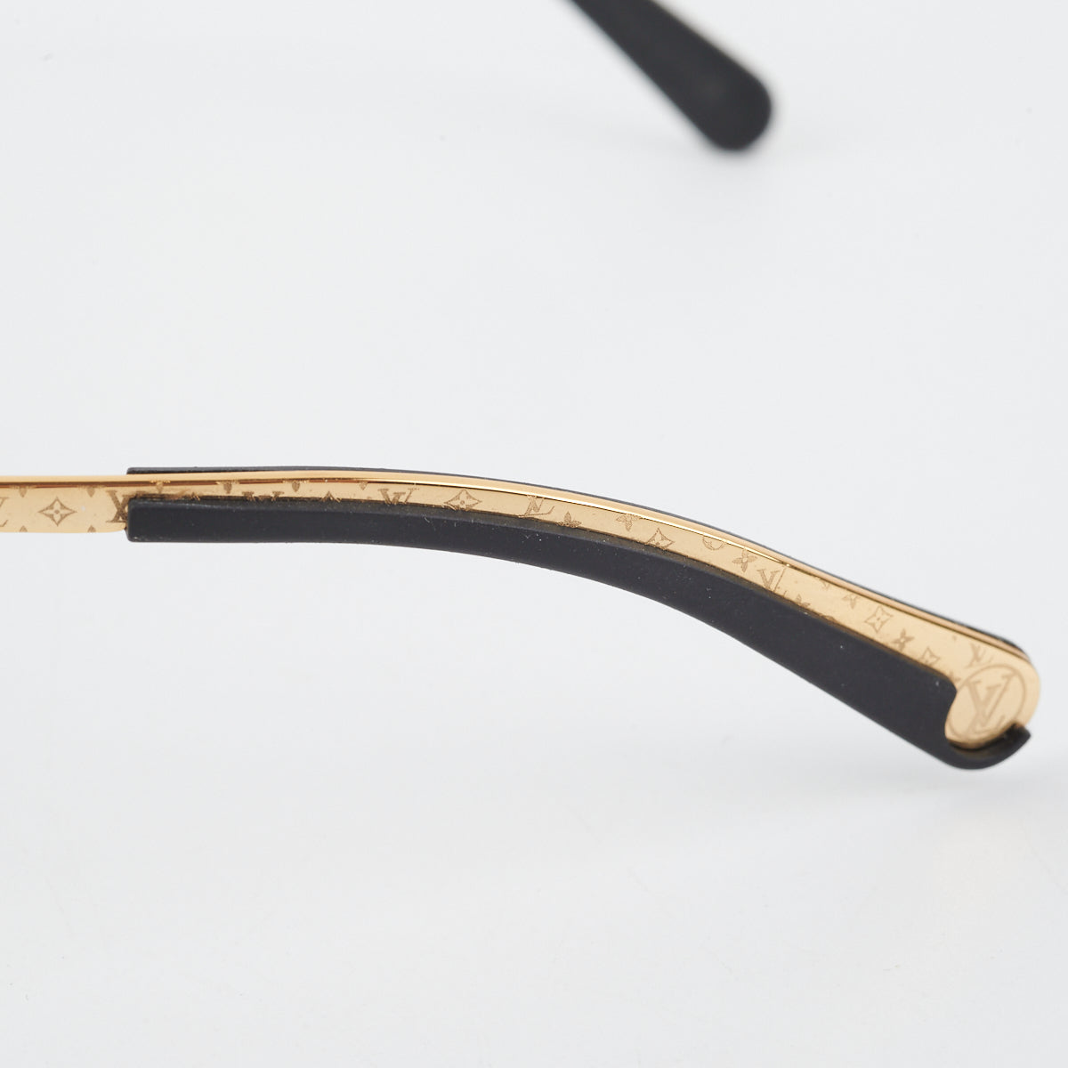 Louis Vuitton 2018 Grease Sunglasses - Gold Sunglasses, Accessories -  LOU806530