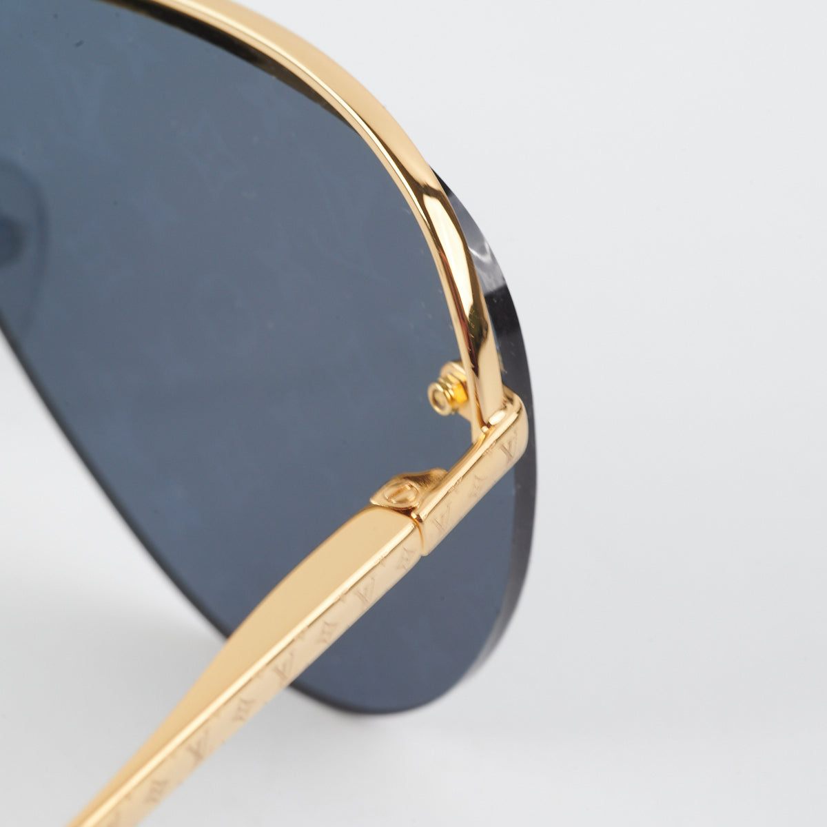 Louis Vuitton Z1366E Grease Sunglasses