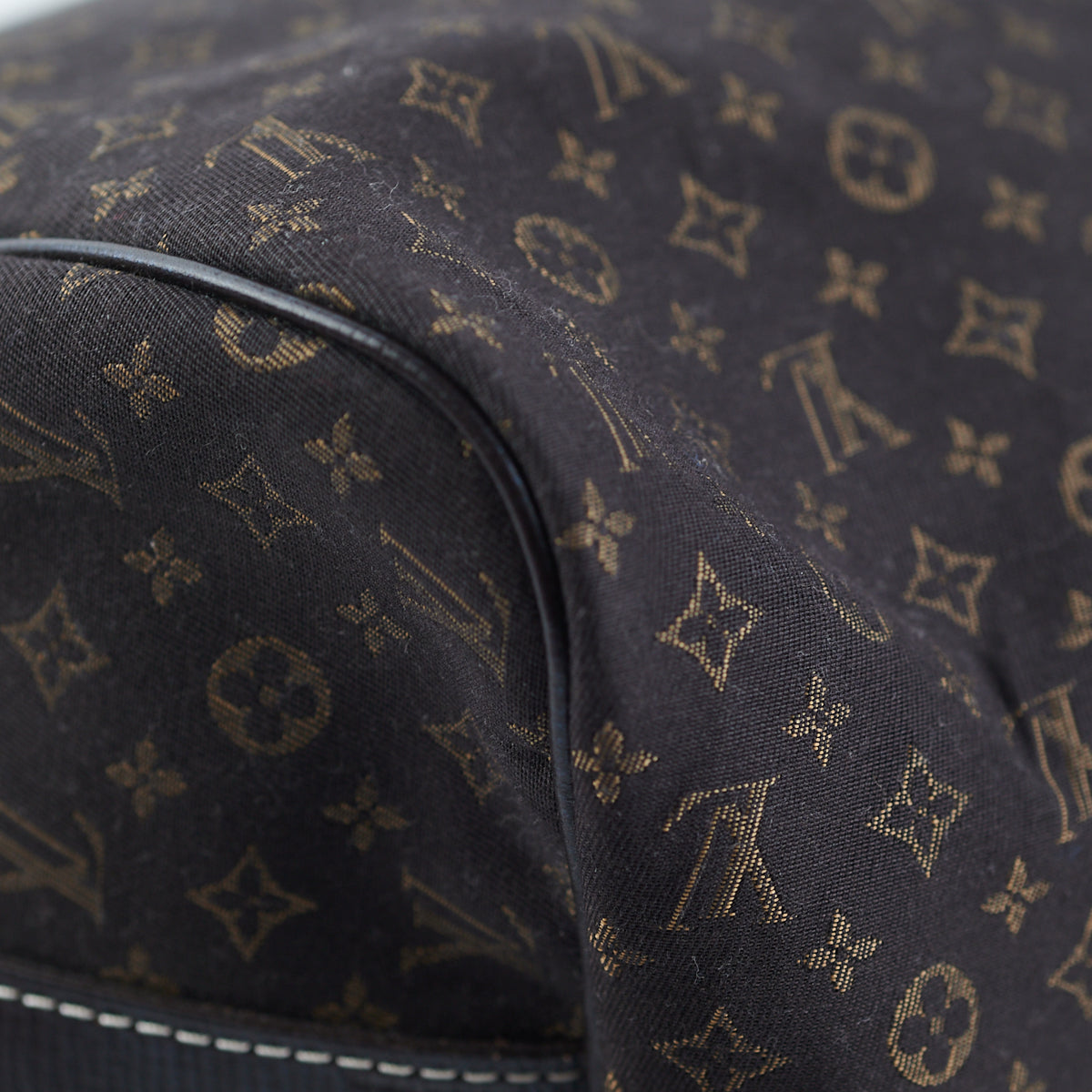 Louis Vuitton - LV - Speedy Totem 30 Brown Monogram - Violet Top Handl -  BougieHabit