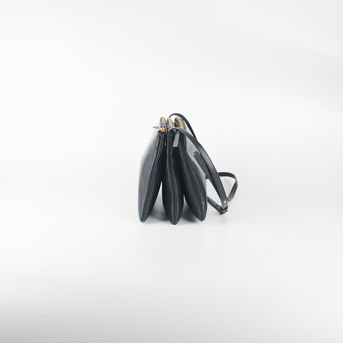 CELINE Mini Trio bag（ショルダーバッグ）｜ENSEMBLE（アンサンブル）の通販｜BAYCREW'S STORE